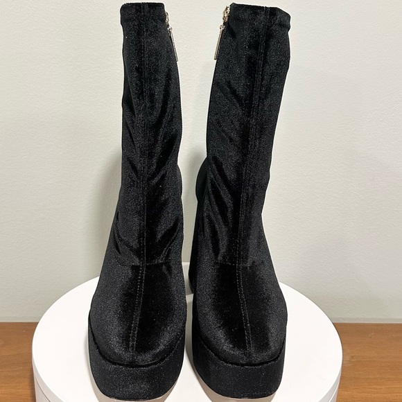 🌹LARROUDE🌹 Dolly Stretch Boot In Black Size: 8.5 - Picture 4 of 8